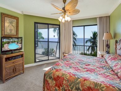 Sanibel Beachfront Three Bedrooms Vacation Condo