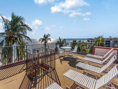 Sanibel Beachfront Three Bedrooms Vacation Condo