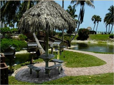 Sanibel Beachfront Three Bedrooms Vacation Condo