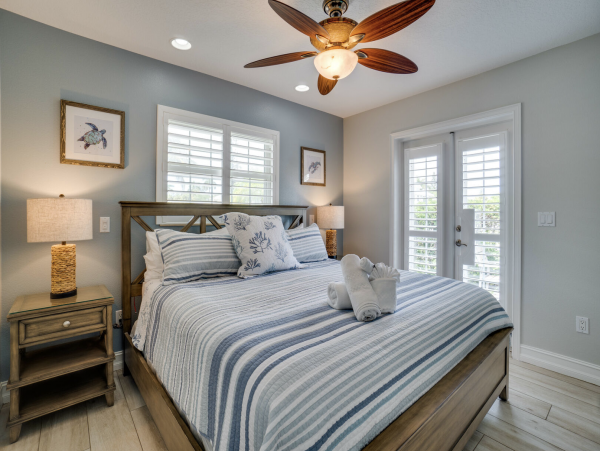 Anna Maria Island 4 Bedroom Home Pool Block to Beach