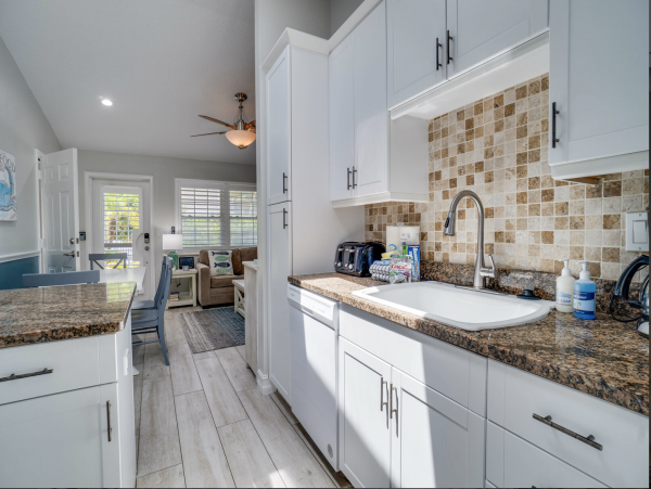 Anna Maria Island 4 Bedroom Home Pool Block to Beach