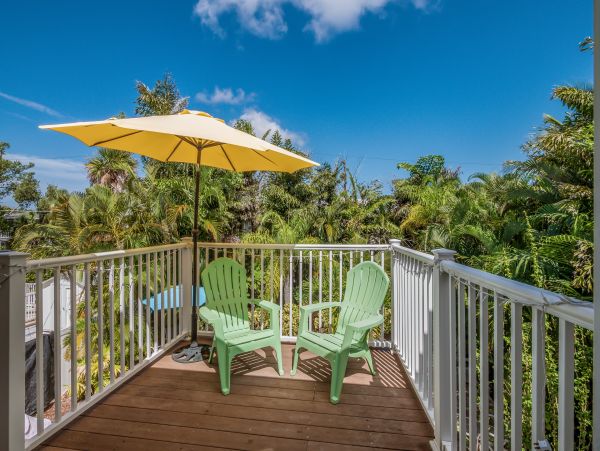 Private Pool Two Bedroom Vacation Getaway 2.5 Blocks to Beach in Holmes Beach