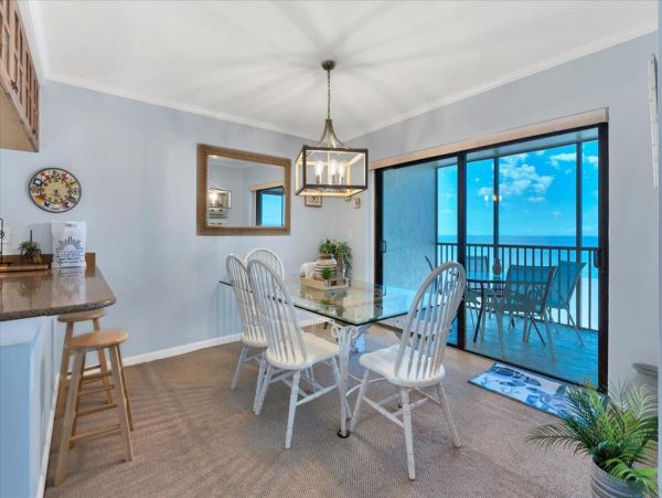 Beach Front Two Bedroom Condo in Boca Grande Sleeps 6 Guests