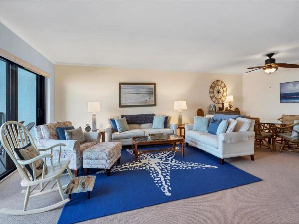 Beach Front Two Bedroom Condo in Boca Grande Sleeps 6 Guests