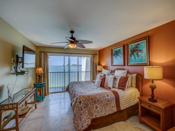 Great Gulf of Mexico Views - Two Bedroom Unit Sleeps Six