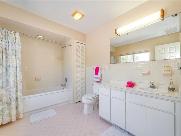 Boca Grande Vacation Home Sleeps Ten Guests.
