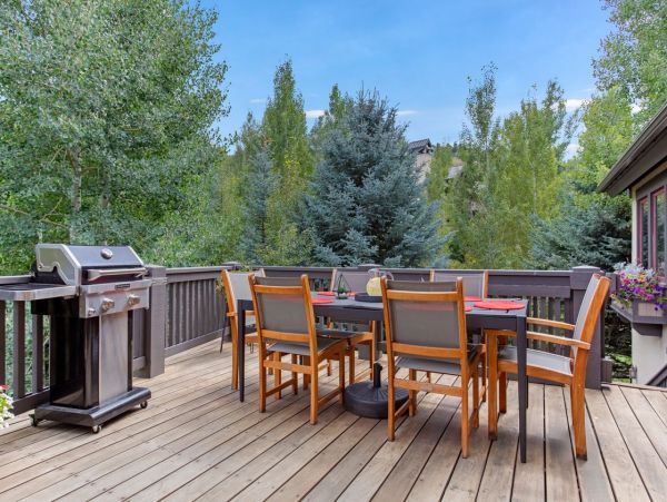 Arrowhead Vacation Home Five Bedroom