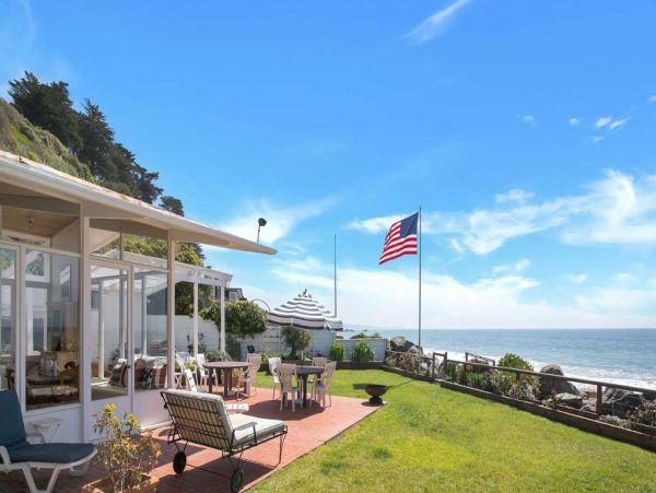 Santa Cruz Four Bedroom Home with Gulf Views