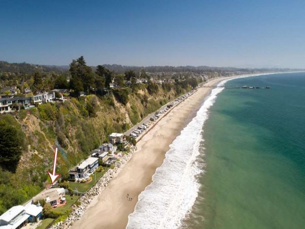 Santa Cruz Four Bedroom Home with Gulf Views