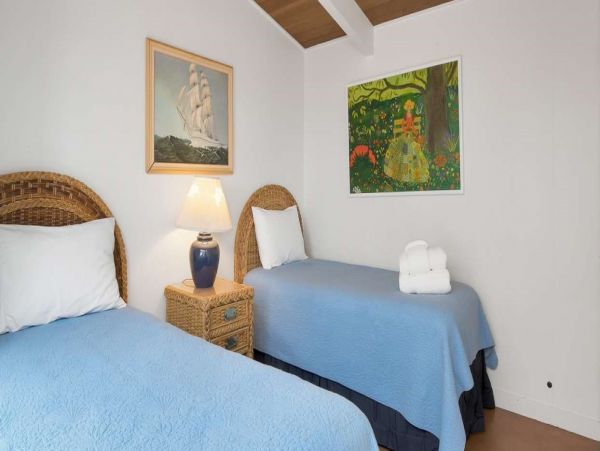 Santa Cruz Four Bedroom Home with Gulf Views