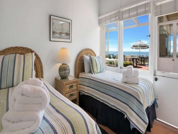 Santa Cruz Four Bedroom Home with Gulf Views