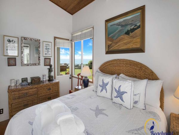 Santa Cruz Four Bedroom Home with Gulf Views