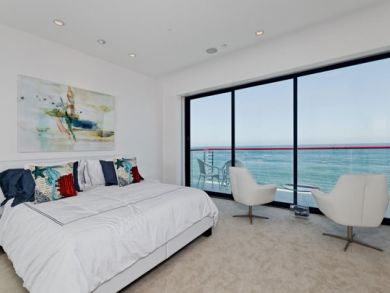 Master Bedroom has King Bed Master Bedroom has King Bed