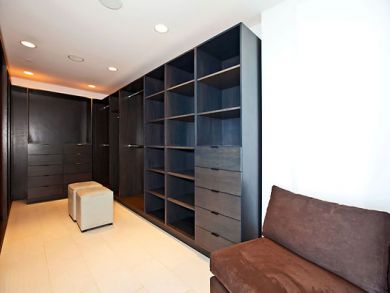 Walk-in Closet