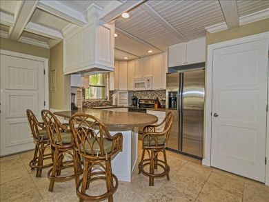 Great Value Two Bedroom Condo Beachside Great Value Two Bedroom Condo Beachside