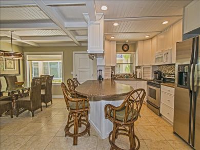 Great Value Two Bedroom Condo Beachside Great Value Two Bedroom Condo Beachside