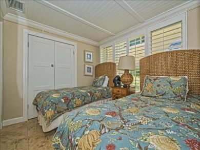 Great Value Two Bedroom Condo Beachside Great Value Two Bedroom Condo Beachside