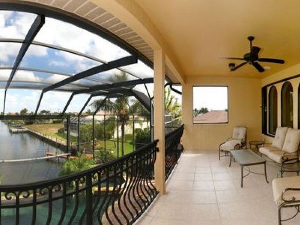 Cape Coral Luxury Vacation Home with Private Pool & Hot Tub