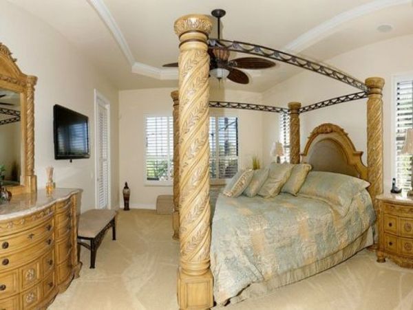 Cape Coral Luxury Vacation Home with Private Pool & Hot Tub