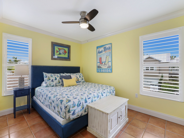 Block to Beach 3 bedroom Anna Maria Island Home Private Pool
