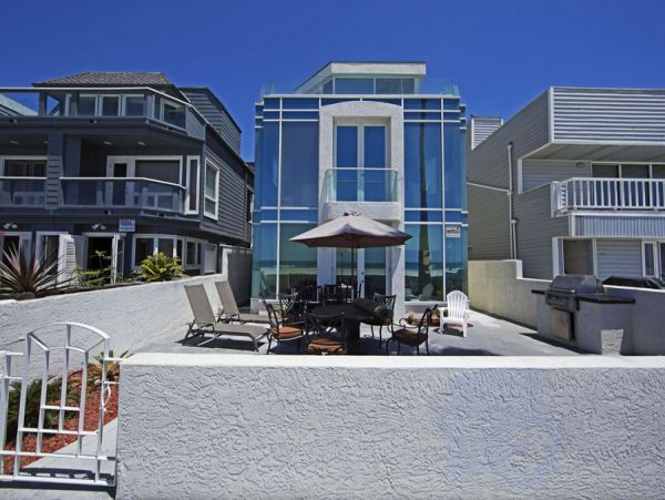 Luxury Beachfront Rental Three Bedrooms In Mission Beach