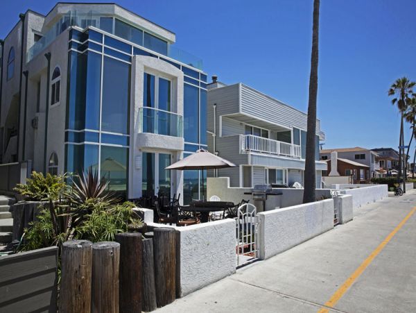 Luxury Beachfront Rental Three Bedrooms In Mission Beach