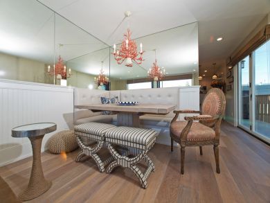 Dining Area Seats Six