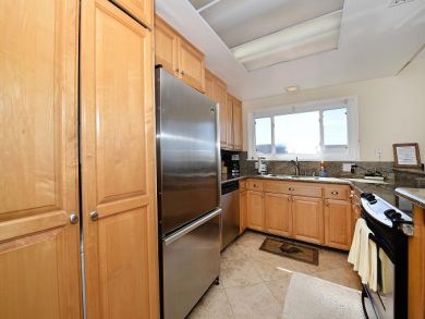 Ocean Front Mission Beach Penthouse Sleeps 6- 2 Bedrooms