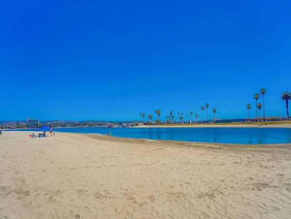 Mission Beach Vacation Rental - San Diego Bayfront Condo with Patio & Views