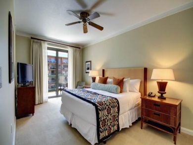 Bedroom with King Bed