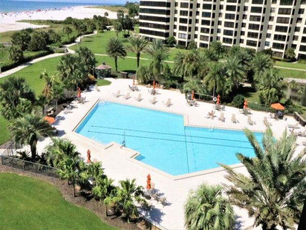 Views of the Gulf Of Mexico From Luxury Beach Condo Sleeps 6