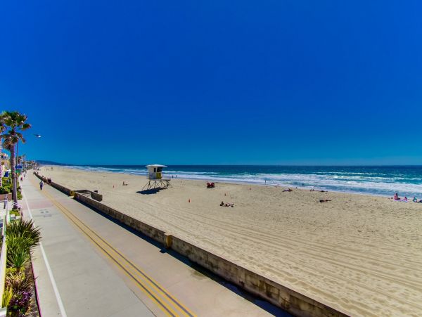 Four Bedroom Mission Beach Luxury Vacation Rental Home