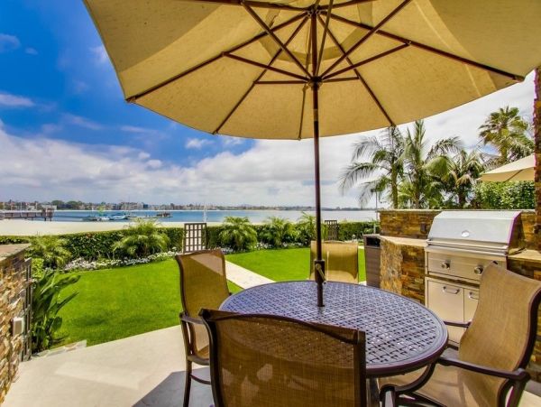 Four Bedroom Mission Beach Luxury Vacation Rental Home