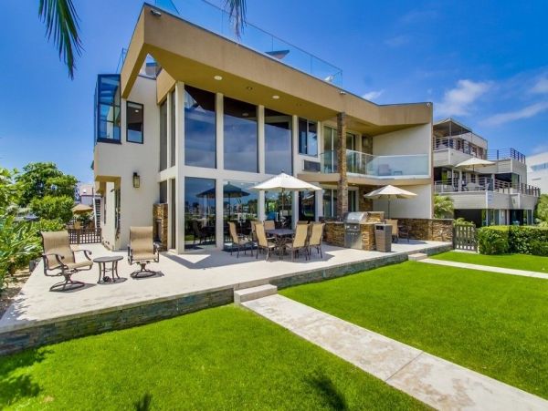 Four Bedroom Mission Beach Luxury Vacation Rental Home