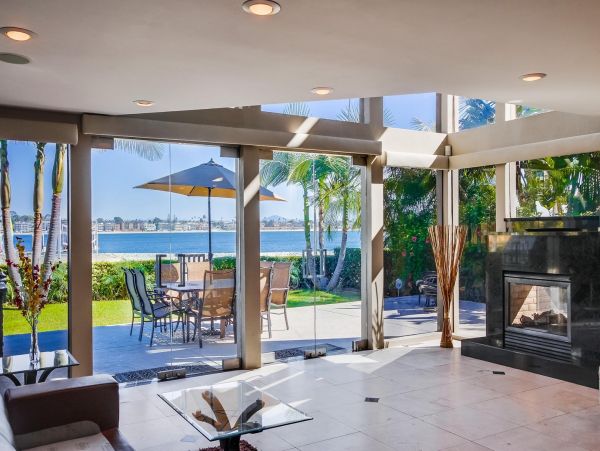 Mission Beach Six Bedroom Vacation Rental Sleeps 16 Guests