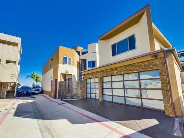 Mission Beach Six Bedroom Vacation Rental Sleeps 16 Guests