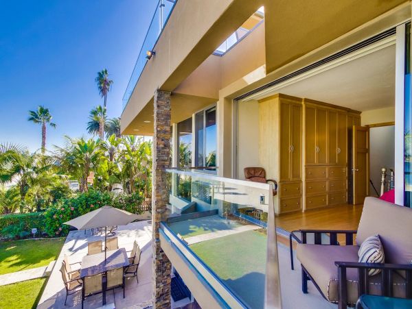 Mission Beach Six Bedroom Vacation Rental Sleeps 16 Guests