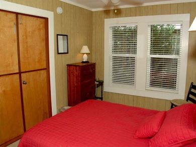 Guest Bedroom has Queen Bed Guest Bedroom has Queen Bed