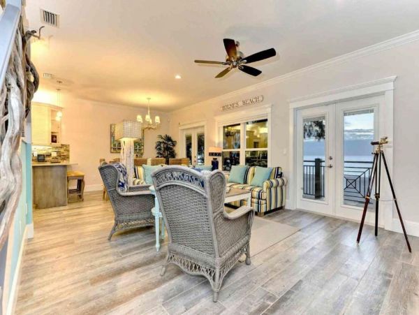Anna Maria Island Luxury Beach Front Vacation Home With Pool