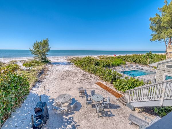 Indian Shores Beachfront Three Bedroom Vacation Condo Luxury