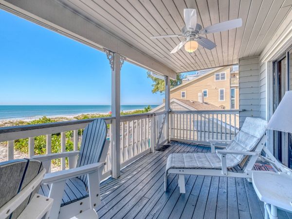 Indian Shores Beachfront Three Bedroom Vacation Condo Luxury