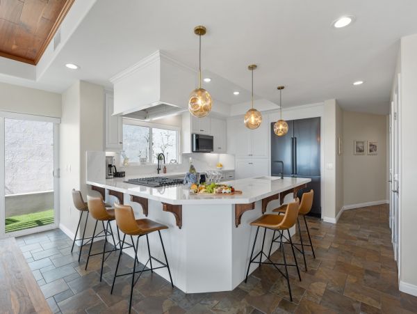 Spectacular Beachfront Rental on the Boardwalk!