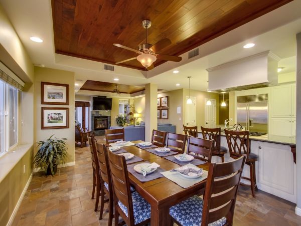 Ocean Front rental Mission Beach Sleeps 10 Guests (or 30 )