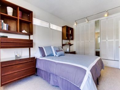 Master Bedroom with Queen Bed