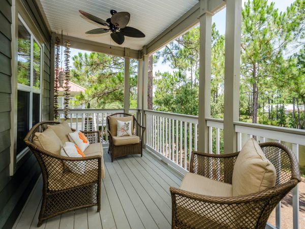 Santa Rosa Vacation Home Walk to Beach Six Bedroom