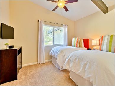 Twin Bedroom