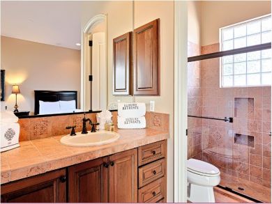 Fifth Bathroom