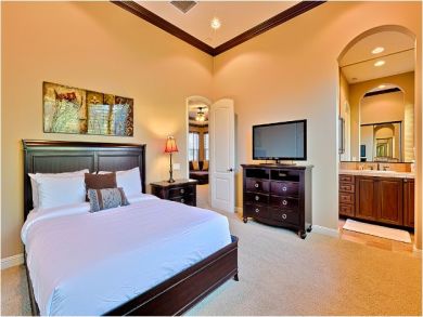 Bedroom Four - Queen Bed
