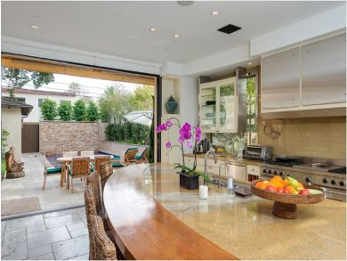 Kitchen Bar