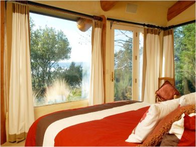Master Bedroom - King Bed